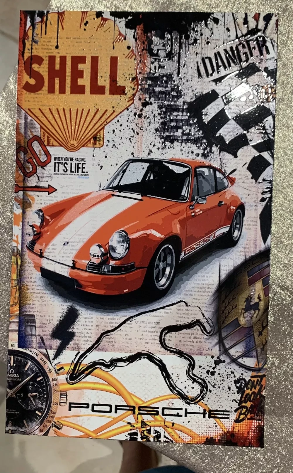 porsche shell œuvre porsche shell de l'artiste YANN DEHAIS